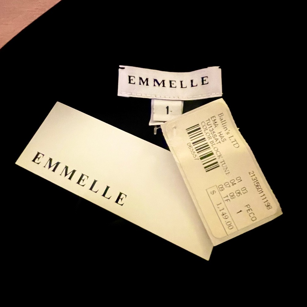 Emmelle Silk Tunic with Satin Sleeves - Luxurious! - Picture 3 of 4